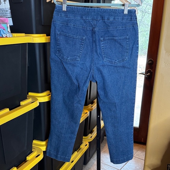 Soft Surroundings Ultimate Denim Straight Leg Crop Jeans Size Small - Picture 5 of 7